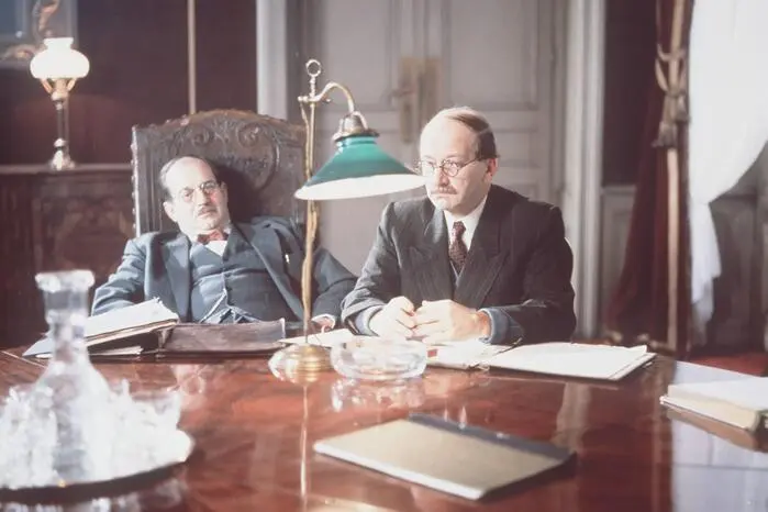 In „Eine blassblaue Frauenschrift“ 1984  