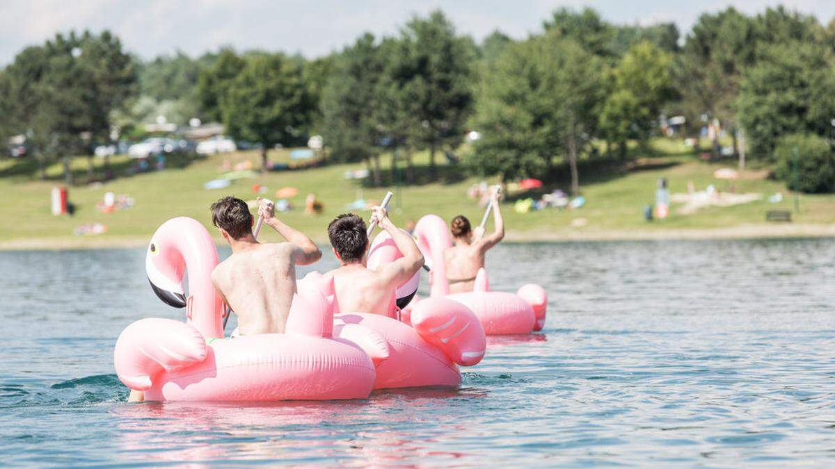 &quot;Wassersport&quot; am Schwarzlsee