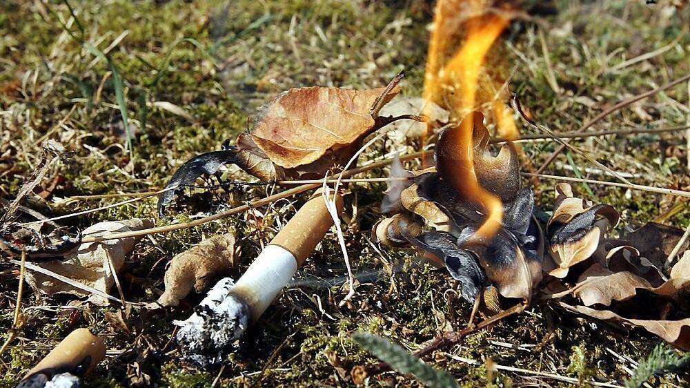 Aufgrund der Trockenheit im Sommer war jegliches Feuerentzünden sowie das Rauchen im Wald im gesamten Bezirk verboten