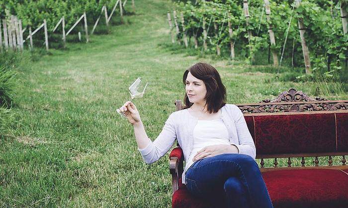 Im Weingarten zu Hause: Katharina Tinnacher bewohnt ein Winzerhäuschen inmitten einer ihrer Toplagen