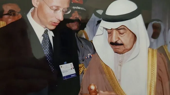 Der Villacher mit Sheikh Khalifa bin Salman Al Khalifa, Premier in Bahrain