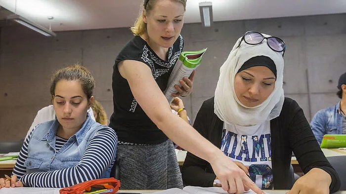 In einer Studie wurde untersucht, wie sich Sprachkenntnisse auf Jobchancen auswirken