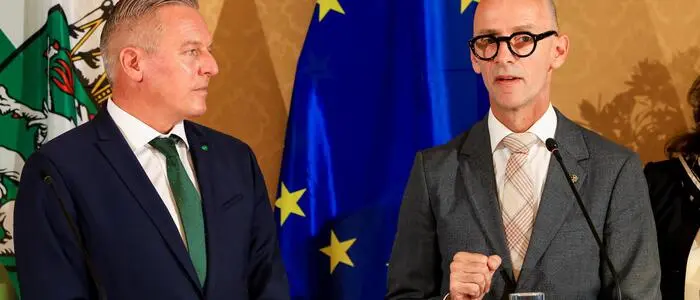 Landeshauptmann Mario Kunasek (FPÖ) und Finanzlandesrat Willibald Ehrenhöfer (ÖVP) haben die nächste Etappe der Deregulierung vorgelegt