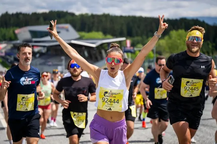 Sämtliche Einnahmen und Spenden des Wings for Life World Runs fließen in die internationale Rückenmarksforschung. Ziel der Stiftung ist es, Querschnittslähmungen heilbar zu machen.