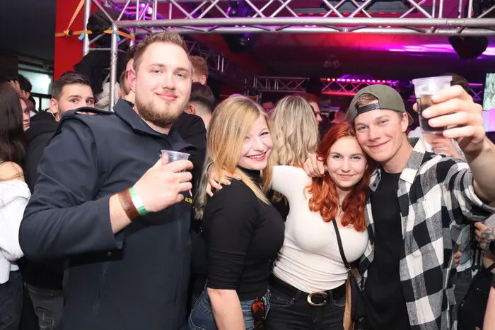 Klicken Sie sich durch die Partybilder der Samstagnacht am Josefimarkt in Eberndorf!