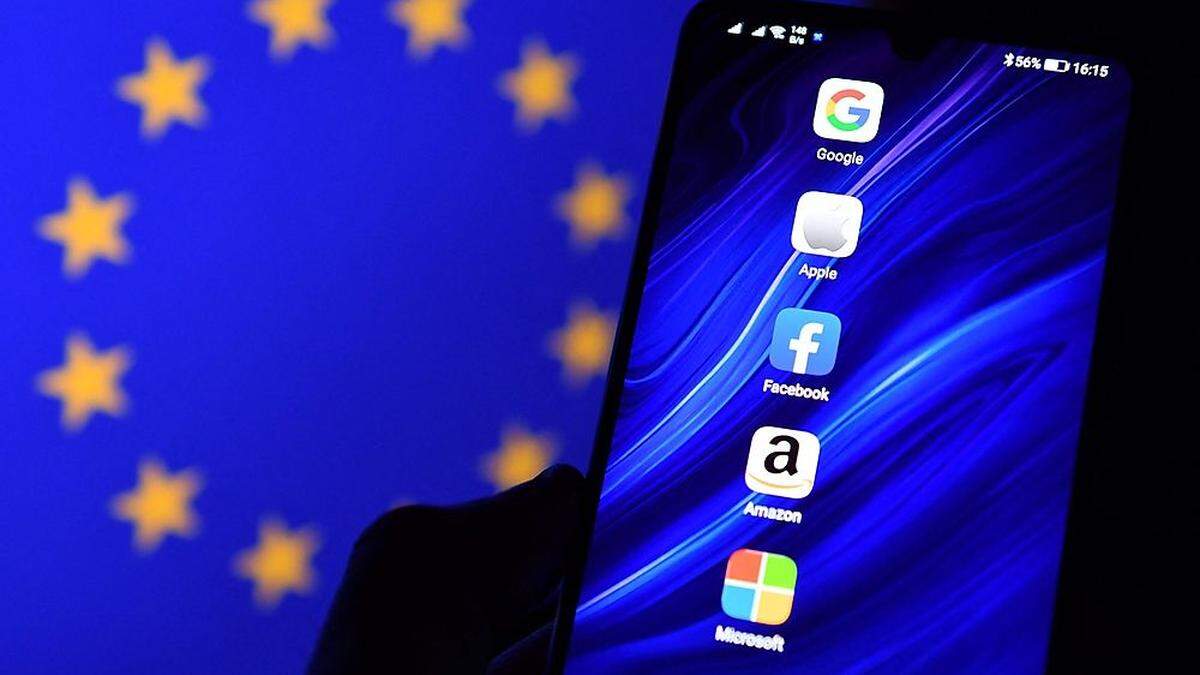Die großen IT-Konzerne müssen sich in der EU künftig an strenge Regeln halten