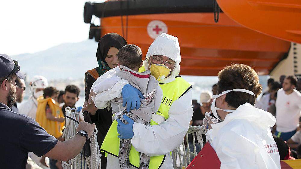 Rettungseinsätze vor der Küste von Italien gibt es nahezu täglich