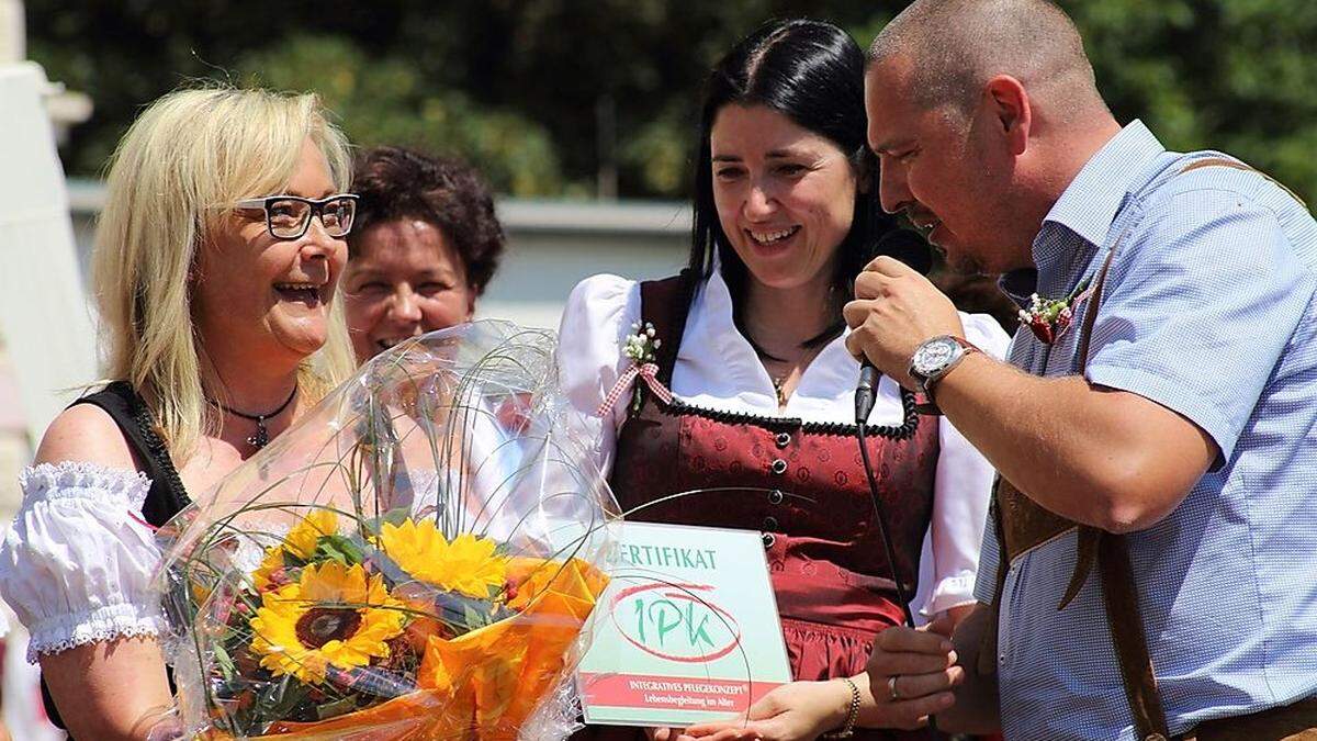 IPK-Lehrerin Simone Grasser, Heimleiterin Eva Saxer und Direktor Thomas Schell