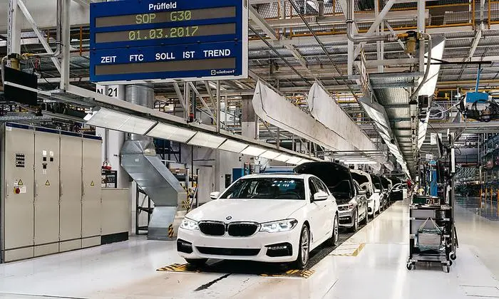 Photo by Tom Schuller (www.tom-schuller.com)