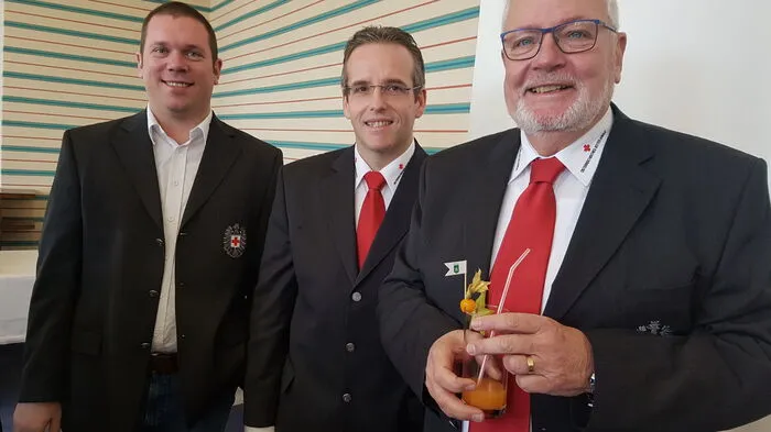 Ein Großaufgebot von Spitals-Führungskräften, Politikern sowie Vertretern von Behörden und Einsatzorganisationen fand sich gestern auf der Stolzalpe ein. Die Kages lud zur offiziellen Vorstellung der neuen Anstaltsleitung, die das LKH Murtal seit 1. Jänner führt.
