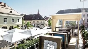 Den Anfang machte Völkermarkt, ab heute ist die Mobile Ausstellung im Herzen von Villach zu sehen 