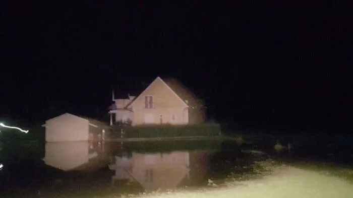 Am 30.06.2016 gegen 20.50 Uhr heulten die Sirenen der Feuerwehren in der Großgemeinde Gratwein-Straßengel. Grund für die Alarmierung: „Starkes Unwetter“ im Gemeindegebiet.