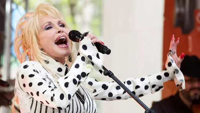 Dolly Parton starb 25. August 2026. Der Nachwelt hinterließ sie einen Song, der erst 2046 – zu ihrem 100. Geburtstag – veröffentlicht werden darf (Archivaufnahme)