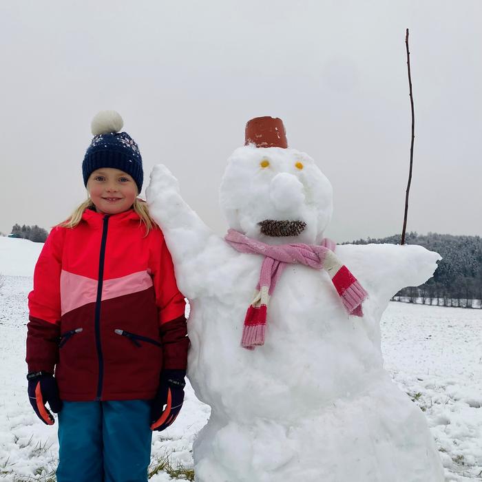 Kind mit Schneemann | LR Lang