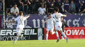 Marc Schmerböck (links) 