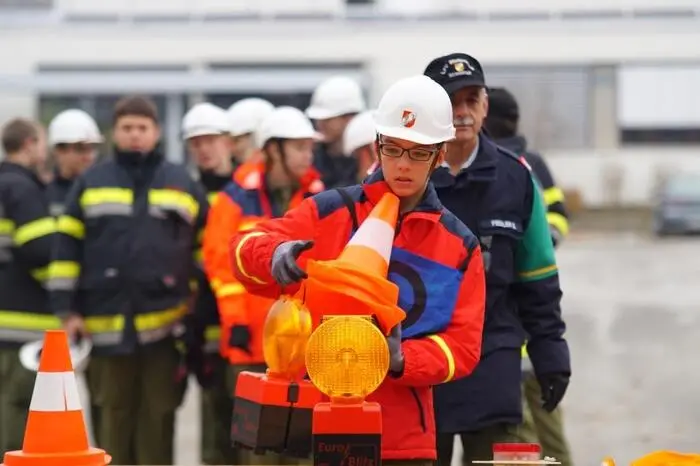 Die Jugendlichen stellten sich dem 4. Bewerb um das Feuerwehrjugend-Leistungsabzeichen (FJLA) in Gold.
