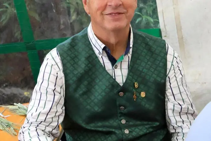 In optimaler Feierlaune gesichtet wurden unter anderem Bürgermeisterin Andrea Feichtinger-Sacherer, Techniker Gerald Remschnig sowie Hegeringleiter Karl Prasser (Foto). Übrigens: Ein Video vom Sängerfest gibt es auf Facebook Kleine Zeitung St. Veit/Feldkirchen zu sehen. Klicken Sie sich durch die Fotogalerie!