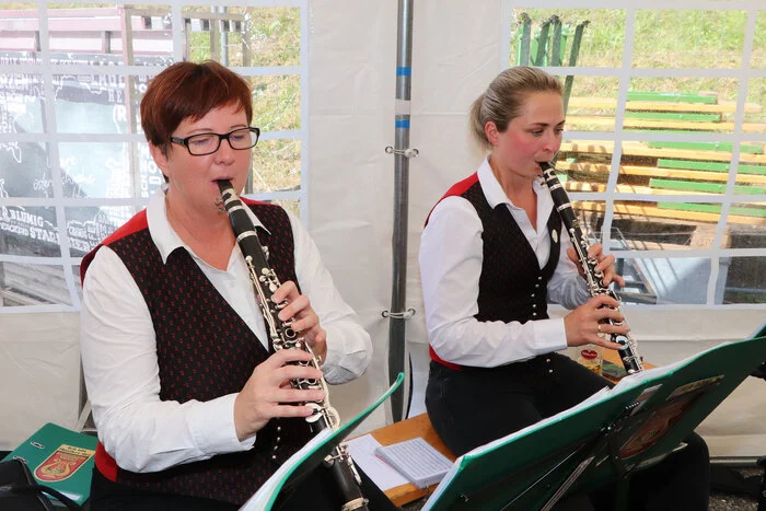 Am Foto von der TK-Tiffen von Links: Andrea Engber (Kapellmeisterin) und Katharina Hinteregger (Obfrau).