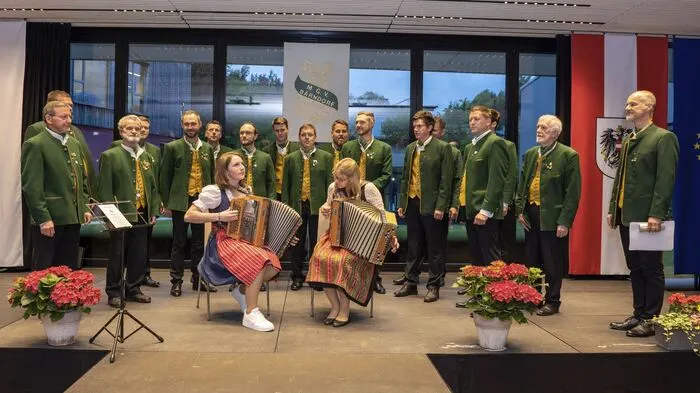 Zum Frühlingskonzert lud der MGV Bärndorf in den Campus Moosburg.