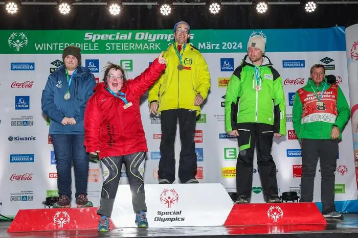 SCHLADMING,AUSTRIA,16.MAR.24 - SPECIAL OLYMPICS - National Winter Games 2024, award ceremony. Image shows athletes. Keywords: medals.
Photo: GEPA pictures/ Harald Steiner