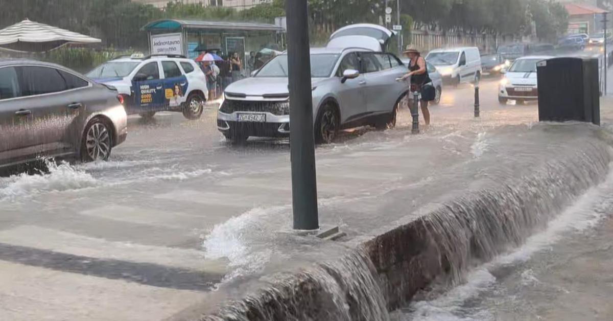 Avertissement de temps violent : Inondations à Dubrovnik : la pluie ne s’arrête pas