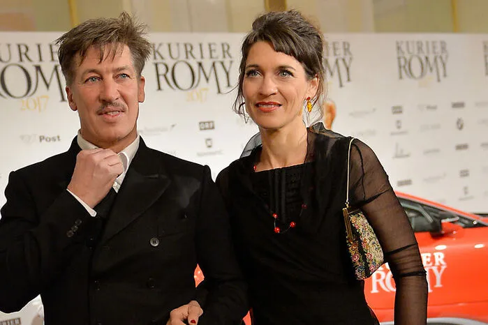 Tobias Moretti mit seiner Frau Julia vor der Gala ...