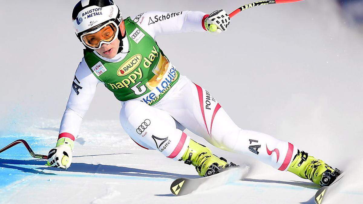 Nicole Schmidhofer raste in Lake Louise im ersten Super-G der Saison aufs Podest 