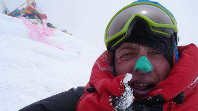 Hans Wenzl hat es geschafft: Den Gipfel des Everest erreicht er am 27. Mai um 12.30 Uhr 