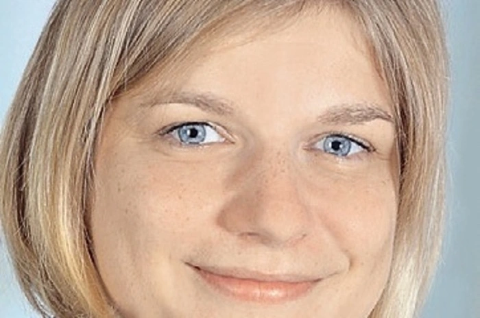 ... Luise Schönlechner,...