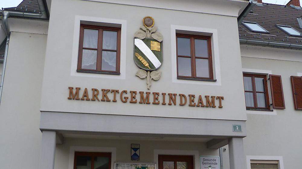 In Heiligenkreuz hat Langzeitbürgermeister Franz Platzer drei Mitbewerber