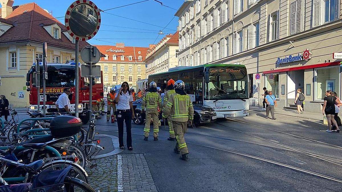 Großer Einsatz am Sonntagabend am Jakominiplatz