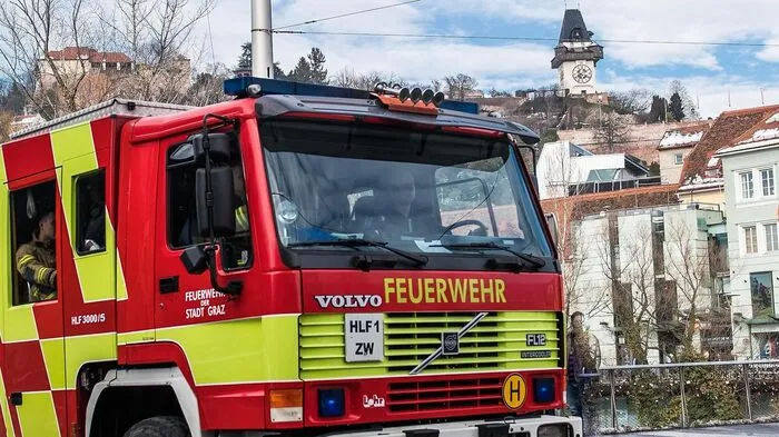 In Graz wird nach Brandstiftern gesucht