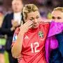250717 Goalkeeper Jennifer Falk and Jonna Andersson of Sweden looks dejected after the UEFA Women s Euro 2025 quarterfinal football match between Sweden and England on July 17, 2025 in Zurich. Photo: Ludvig Thunman / BILDBYRAN / kod LT / LT0721 fotboll football soccer fotball fotbolls-em europamästerskap em uefa womens euro uefa womens european football championship womens euro 2025 dam kvinner women kvartsfinal quarterfinal quarterfinals sverige sweden england bbeng depp *** 250717 Goalkeeper Jennifer Falk and Jonna Andersson of Sweden looks dejected after the UEFA Women s Euro 2025 quarterfinal football match between Sweden and England on July 17, 2025 in Zurich Photo Ludvig Thunman BILDBYRAN code LT LT0721 fotboll football soccer fotballs em europamästerskap em uefa womens euro uefa womens european football championship womens euro 2025 dam kvinner women kvartsfinal quarterfinal quarterfinals sverige sweden england bbeng depp PUBLICATIONxNOTxINxSWExNORxFINxDEN Copyright: LUDVIGxTHUNMAN BB250717LT175