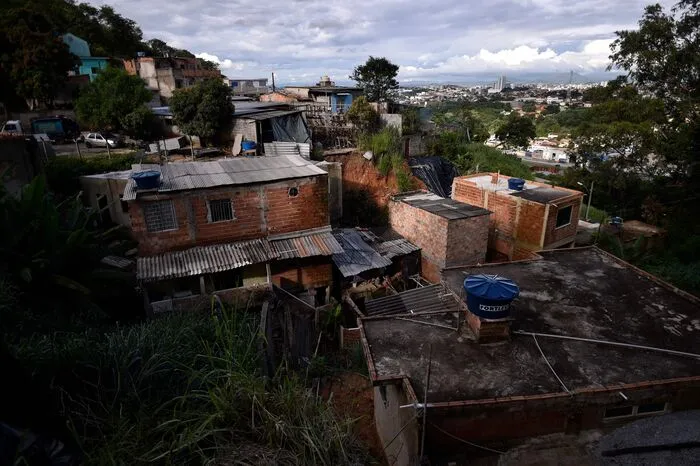 Nach Angaben des brasilianischen Wetterdienstes Inmet wurden in Belo Horizonte die intensivsten Regenfälle der vergangenen 110 Jahre verzeichnet. 