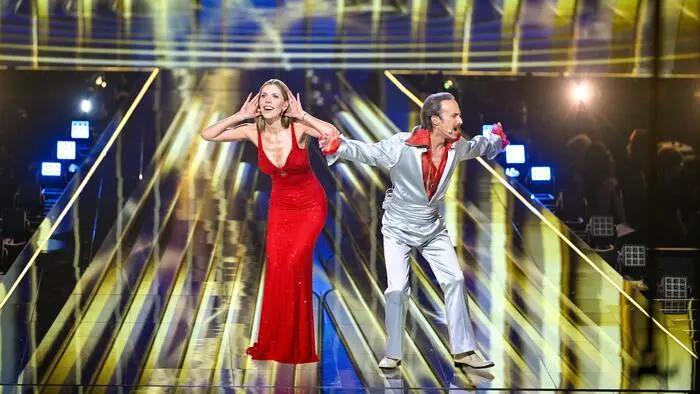 Victoria Swarovski & Michael Ostrowski im ersten Halbfinale