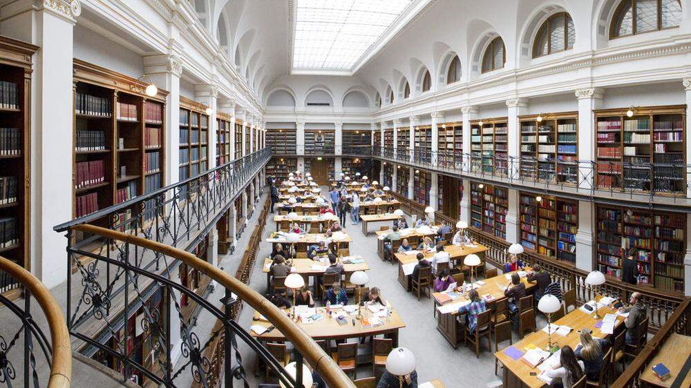 Der Lesesaal der Grazer Uni-Bibliothek