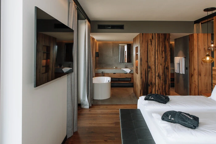 Die Zimmer im Scheiblhofer THE RESORT sind stilvoll eingerichtet | Wohlfühlen steht hier an erster Stelle - dazu gehört natürlich auch ein exzellenter Service