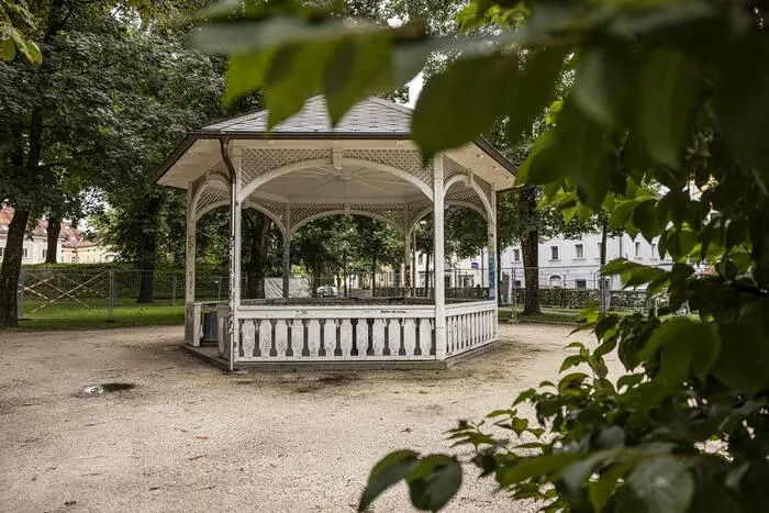 Der Schillerpark war einst ein Brennpunkt, der mit dem Alkoholverbot von 2007 ein besseres Image erhielt. Vor einem Jahr wurde das Verbot dort wieder aufgehoben