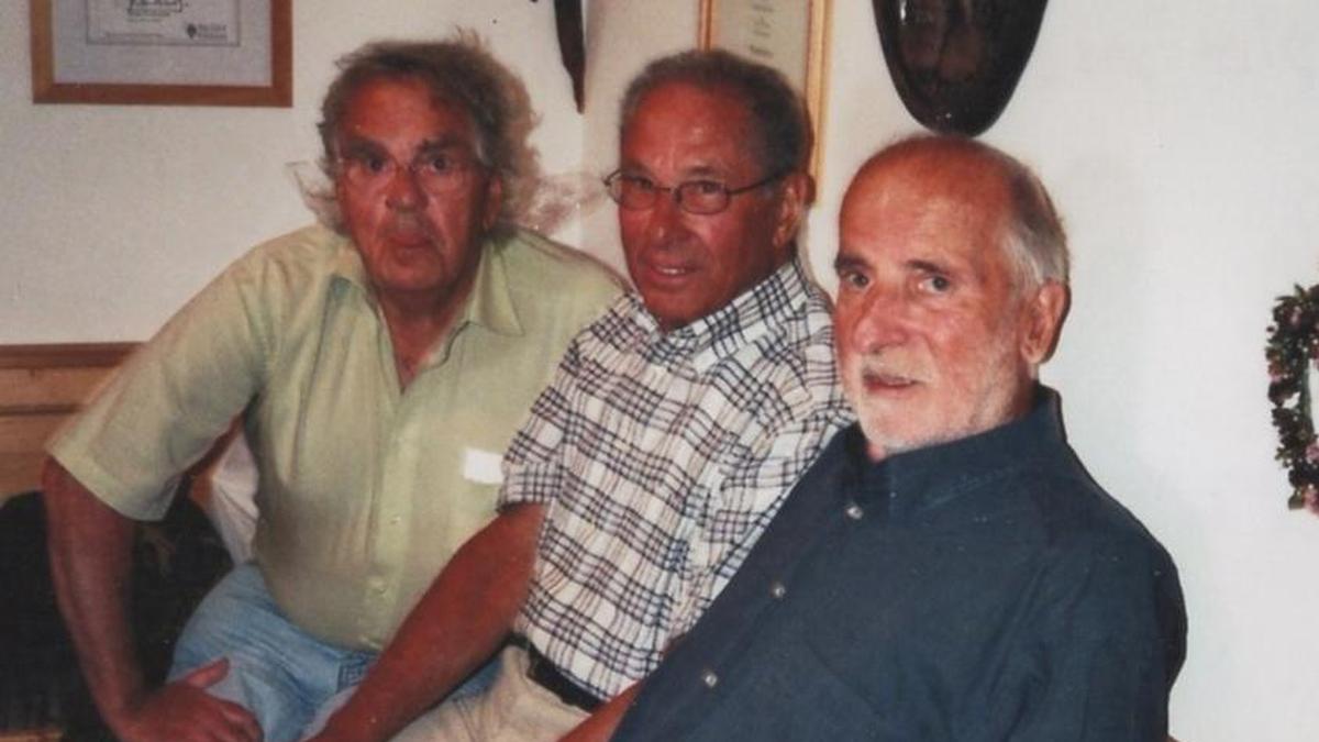 Die drei Freunde bei einem Klassentreffen: Ernst Lenz, Wilhelm Infang und Josef Schmid; alle drei gebürtig aus Kalsdorf