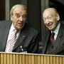 Robert Lichal mit dem ehemaligen Bundespräsidenten Kurt Waldheim (rechts)