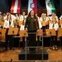 Kpm. Gerlinde Schneider dirigiert die Stadtkapelle