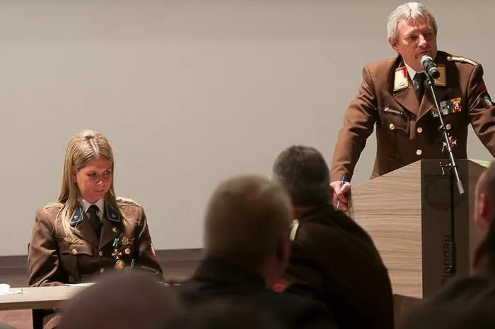 Landesfeuerwehrkommandant-Stellvertreter Reinhard Leichtfried eröffnete die Wahlversammlung.