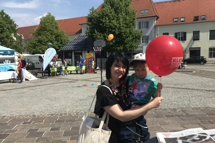 Der Gewinn konnte im Rahmen eines Aktionstages auf dem Hauptplatz in Fürstenfeld abgeholt werden.