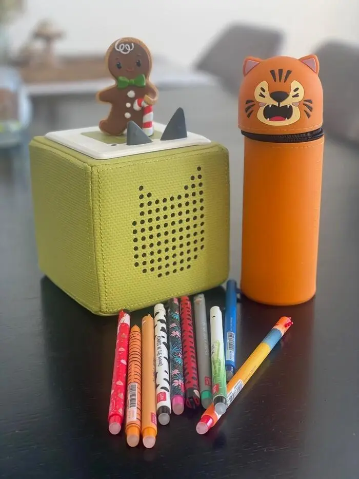 Ausradierbare Stifte und Weihnachtstonies stehen ganz oben auf der Wunschliste der Kinder.