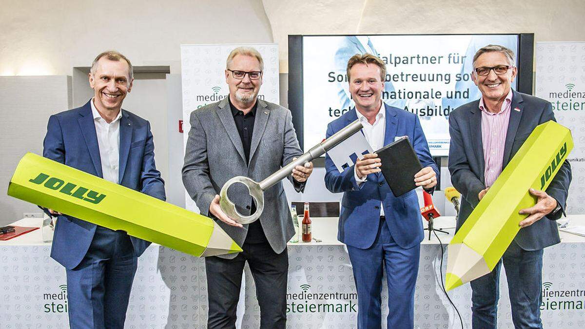 Schulterschluss der steirischen Sozialpartner: Josef Pesserl (AK), Horst Schachner (ÖGB), Georg Knill (IV), Josef Herk (WK) 