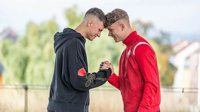 Peter Kiedl (links) spielt für Sturm II, Bruder Paul für den GAK