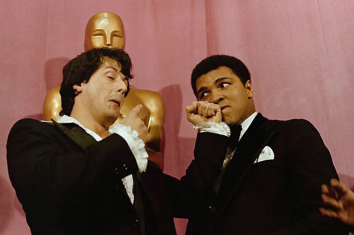 Sylvester Stallone auf der Oscar-Gala mit Muhammad Ali. Einer seiner Kämpfe inspirierte Sly zum Drehbuch.
