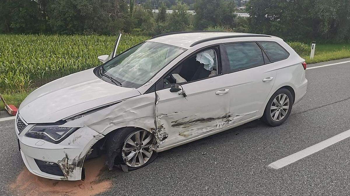 An den Fahrzeugen entstand massiver Schaden