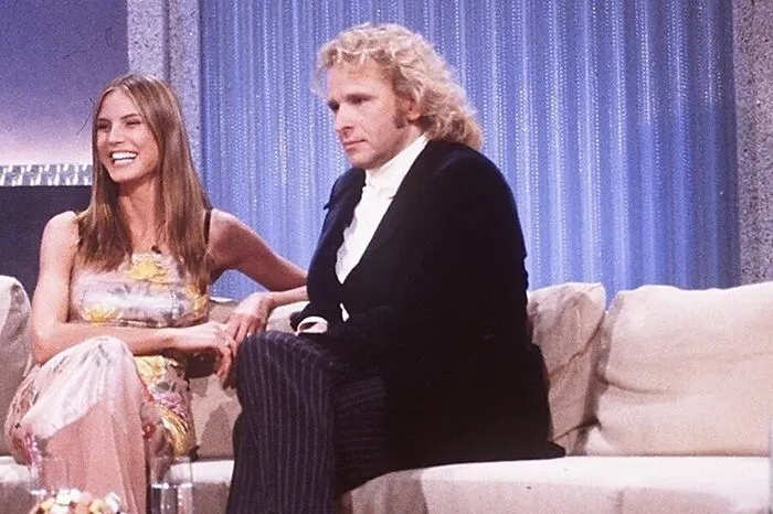 ...begann Klums Karriere mit ihrer Teilnahme am Wettbewerb Model ’92, der in der Show "Gottschalk Late Night"veranstaltet wurde. (hier ein Bild aus dem Jahr 1999).
