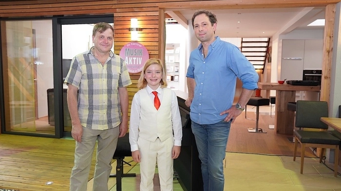 Sepp Pfeiffer und Michael Gritzner mit Elias Keller